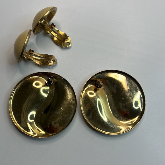 Vintage Cream Black Two Sided Necklace with Clip and Pierced Earrings Lot - Picture 13 of 16